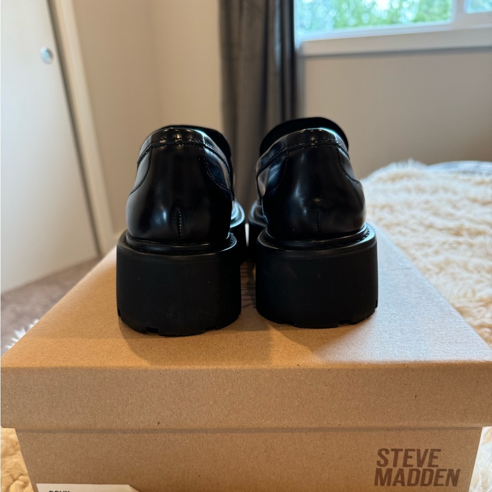 Steve Madden Roux Leather Loafer - Picture 4 of 4